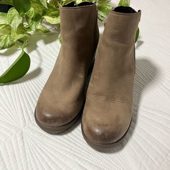 Sorel Women's Joan of Arctic Wedge II Zip Boot - Picture 2 of 12